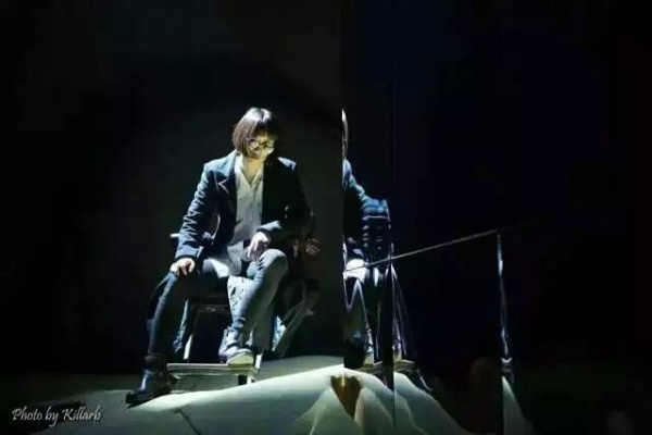 宿命对决的底层逻辑，运营美学与暴力美学的永恒博弈