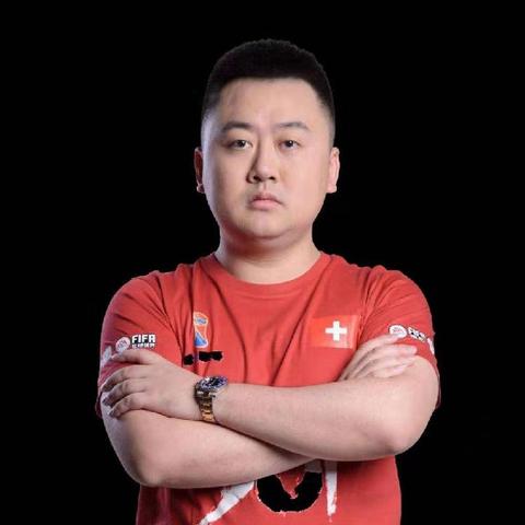 实况online，一人5场轰9球，在欧洲舞台缔造专属传奇时刻