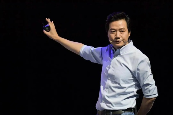 雷军就SU7发布会口误回应,确是说错,多谢网友指正 雷军就SU7发布会口误回应,确是说错,多谢网友指正