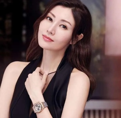 李嘉欣复出类型大起底,2026年三部大戏与亿元代言内幕 李嘉欣复出类型大起底,2026年三部大戏与亿元代言内幕