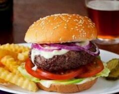 15元魏家凉皮汉堡用料扎实登热搜,被赞超高性价比! 15元魏家凉皮汉堡用料扎实登热搜,被赞超高性价比!