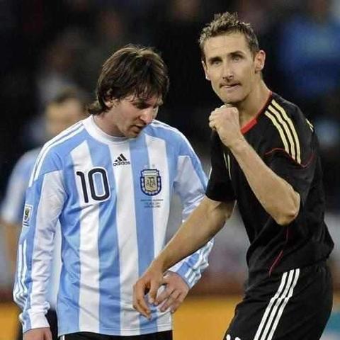 实况Online双增能史诗福利!传奇球星罗伯托·巴乔即将返场回归 实况Online双增能史诗福利!传奇球星罗伯托·巴乔即将返场回归