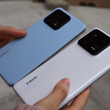 苹果8GB内存实测，60应用同开 Win笔记本直接崩溃