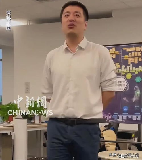 曾有网友提醒张雪峰：嘴唇发紫“可能是心脏不好”