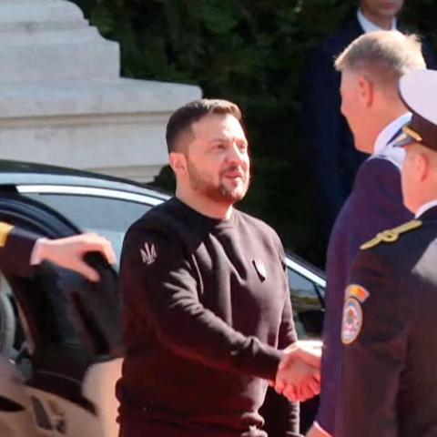 还在纠结前线任务5机体搭配?这份2026年战术指南让你秒变王牌机师 还在纠结前线任务5机体搭配?这份2026年战术指南让你秒变王牌机师