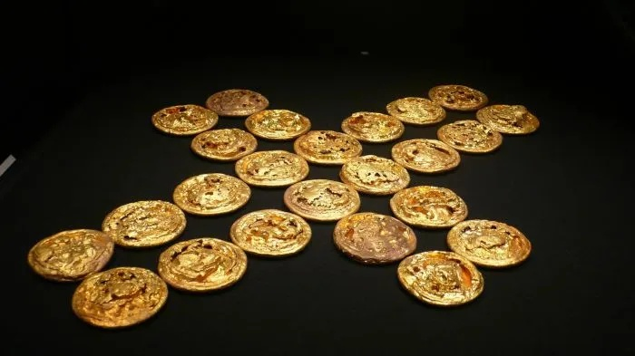 金币版本质，为什么它比元宝服更值钱？