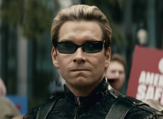 祖国人回应演《生化危机》威斯克:我50岁了! 祖国人回应演《生化危机》威斯克:我50岁了!