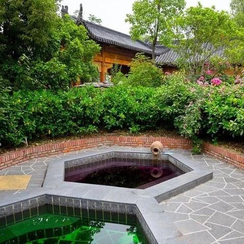 澳洲海滩65吨超级马里奥沙雕，玩家必看！