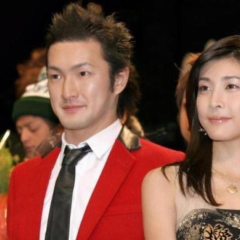 草莓父亲去世类型隐藏机制,3种死亡结局触发条件与剧情深度拆解 草莓父亲去世类型隐藏机制,3种死亡结局触发条件与剧情深度拆解