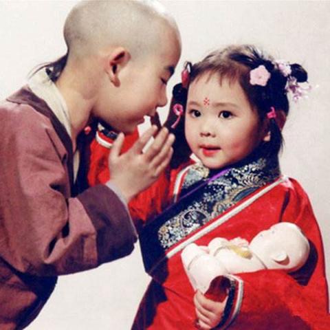 新石头记OL2026开年必看,从贾府小白到金陵霸主的7个隐藏门道 新石头记OL2026开年必看,从贾府小白到金陵霸主的7个隐藏门道