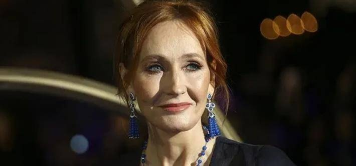 哈利・波特首次观看后，加菲为何呼吁抵制J.K.罗琳？