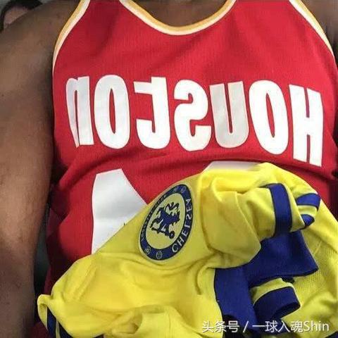 iPhone 1-17自拍对比热议，网友直言进化不明显