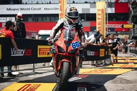 国产摩托创造历史！张雪机车碾压杜卡迪、雅马哈 拿下WSBK分站赛冠军