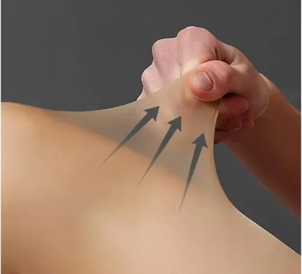 堪称丝袜模拟器！超真实物理抖动让人看了狂喜