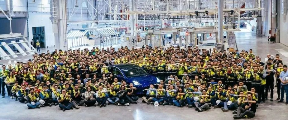 哇！特斯拉一线员工可上大学，首批62名学员已顺利毕业