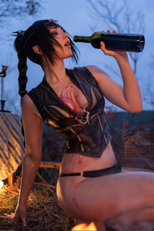 艾达王战术比基尼新皮肤上线，里昂看了都馋疯！