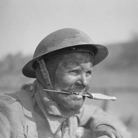 红色沙漠新发现，任务可派遣NPC，解放玩家双手