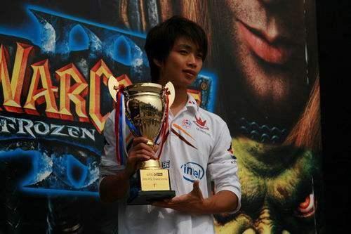 WCG 2012 终极复盘，人皇 Sky 为何错失三冠王？经典战术全解析